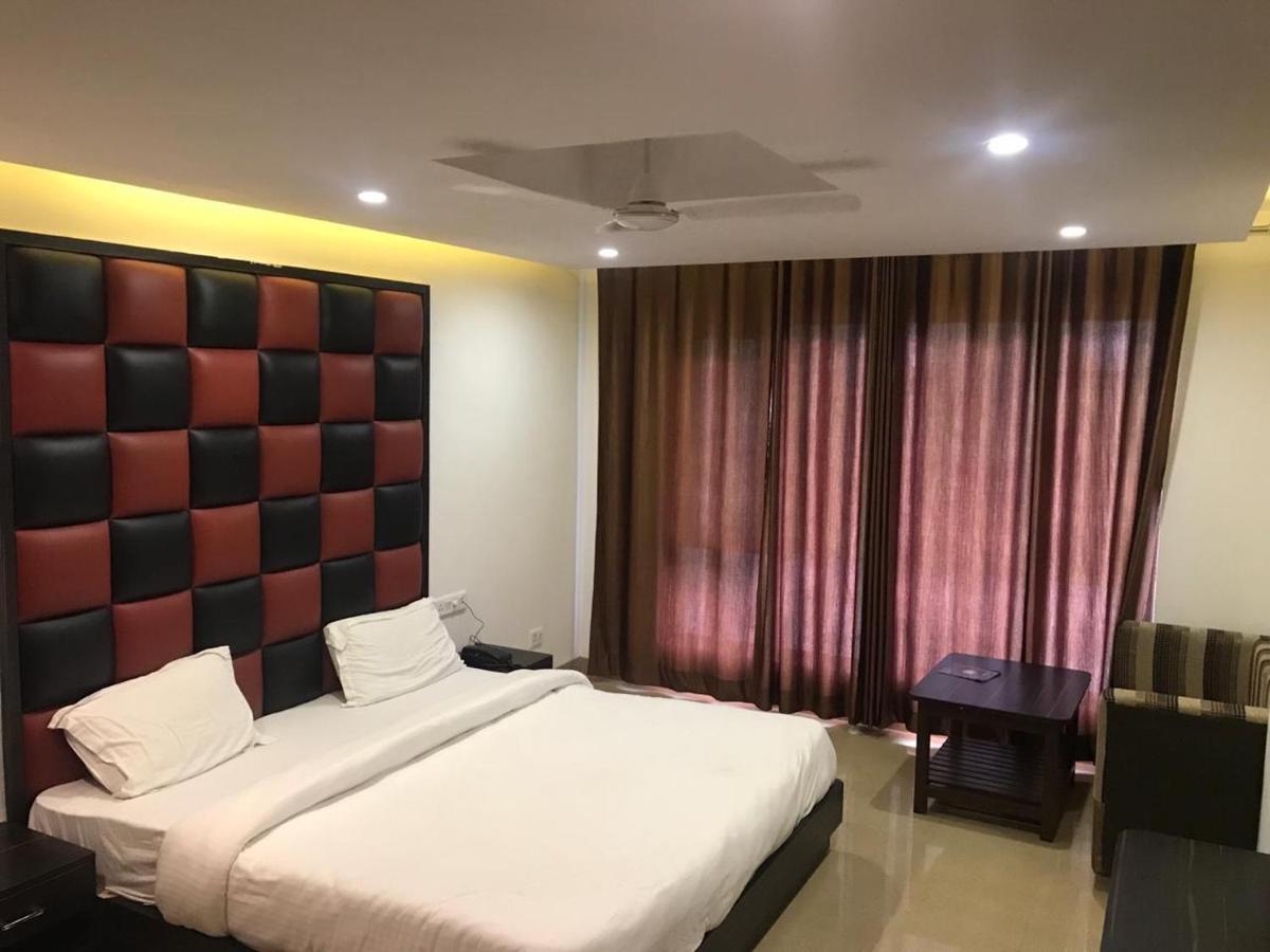 فندق موسوريفي  Savoy Residency المظهر الخارجي الصورة