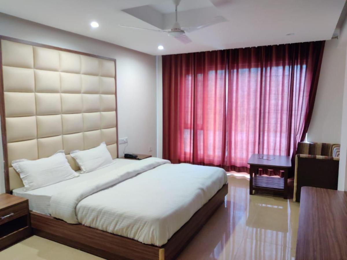 فندق موسوريفي  Savoy Residency المظهر الخارجي الصورة