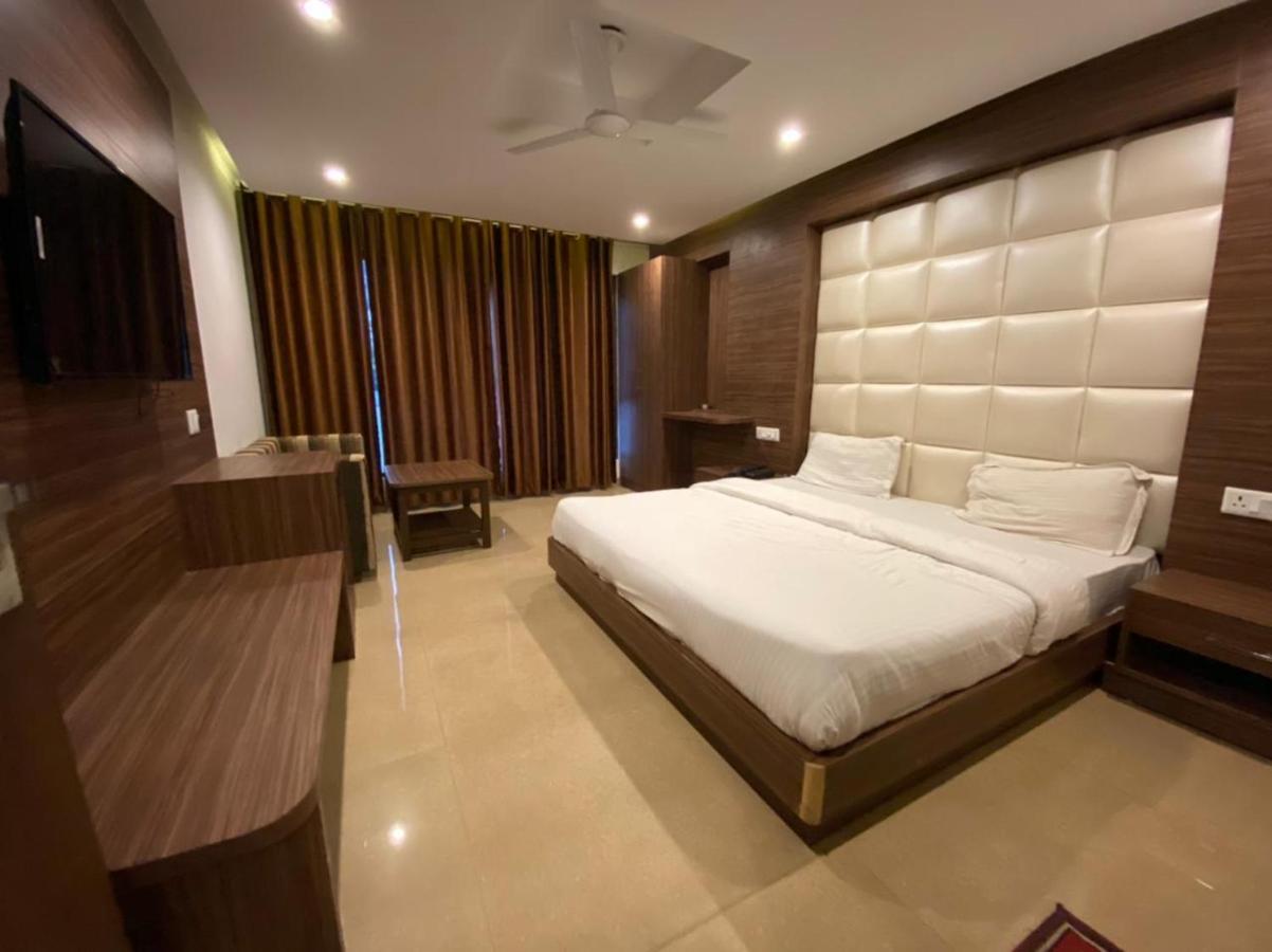 فندق موسوريفي  Savoy Residency المظهر الخارجي الصورة